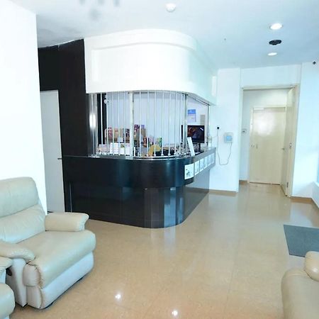 Hotel Alam Indi Johor Bahru Luaran gambar