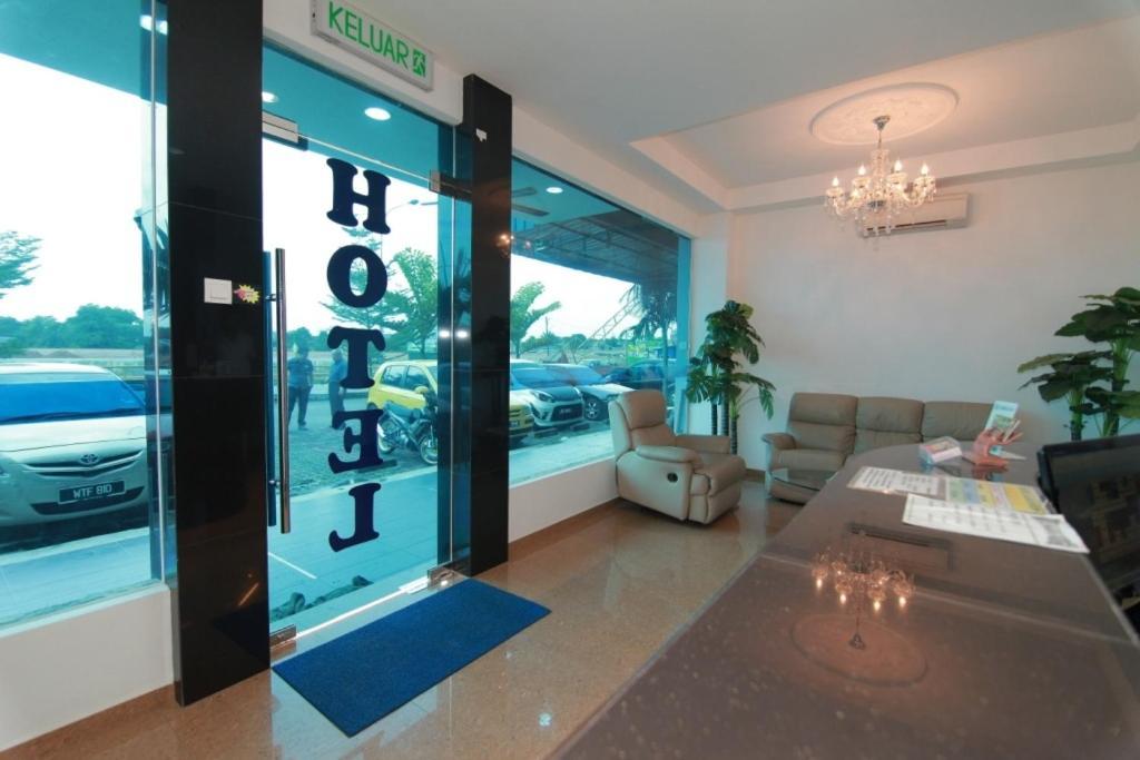 Hotel Alam Indi Johor Bahru Luaran gambar