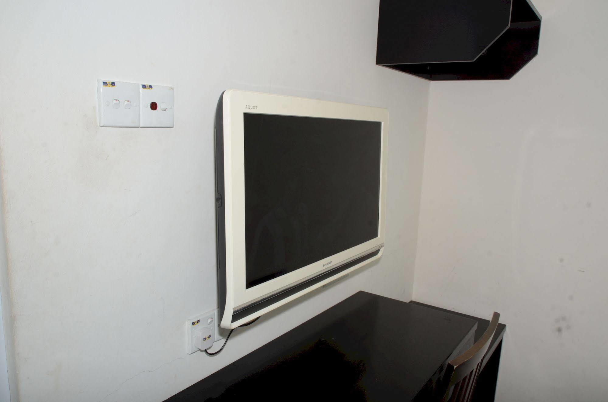 Hotel Alam Indi Johor Bahru Luaran gambar